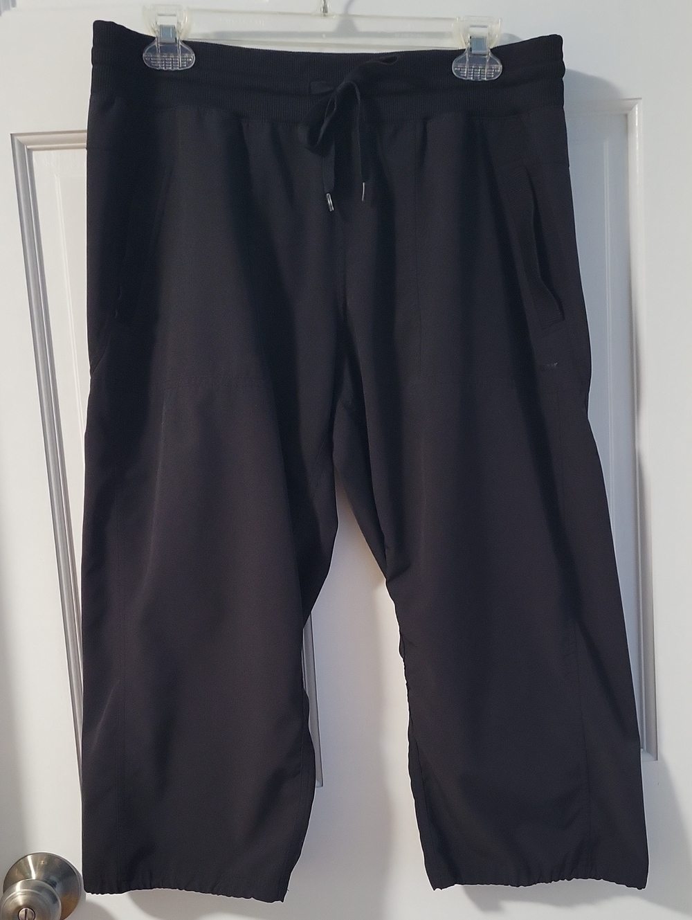 RBX Women's Black Drawstring Capri Pants